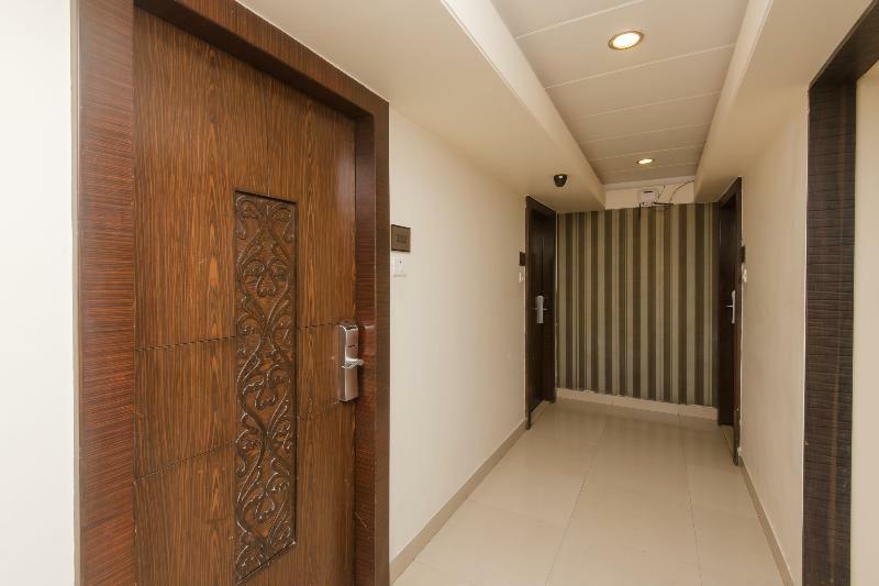 Oyo 10007 Hotel Grace Residency Мумбаи Экстерьер фото